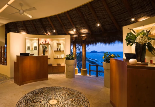 2-natura bisse-cala de mar-spa-masaje-facial-ixtapa-hotel.jpg