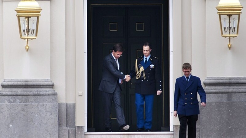 primer ministro holandes renuncia
