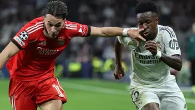 Real Madrid resiste al Benfica, logra remontada con Vinicius y avanza a octavos 