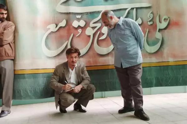 Sean Penn publicó una serie de cinco reportajes durante su visita a Teherán.