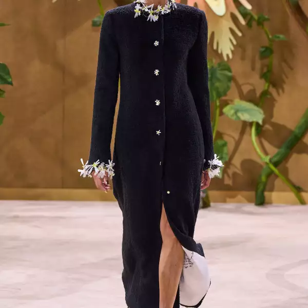 Chanel HC F26 023.jpg