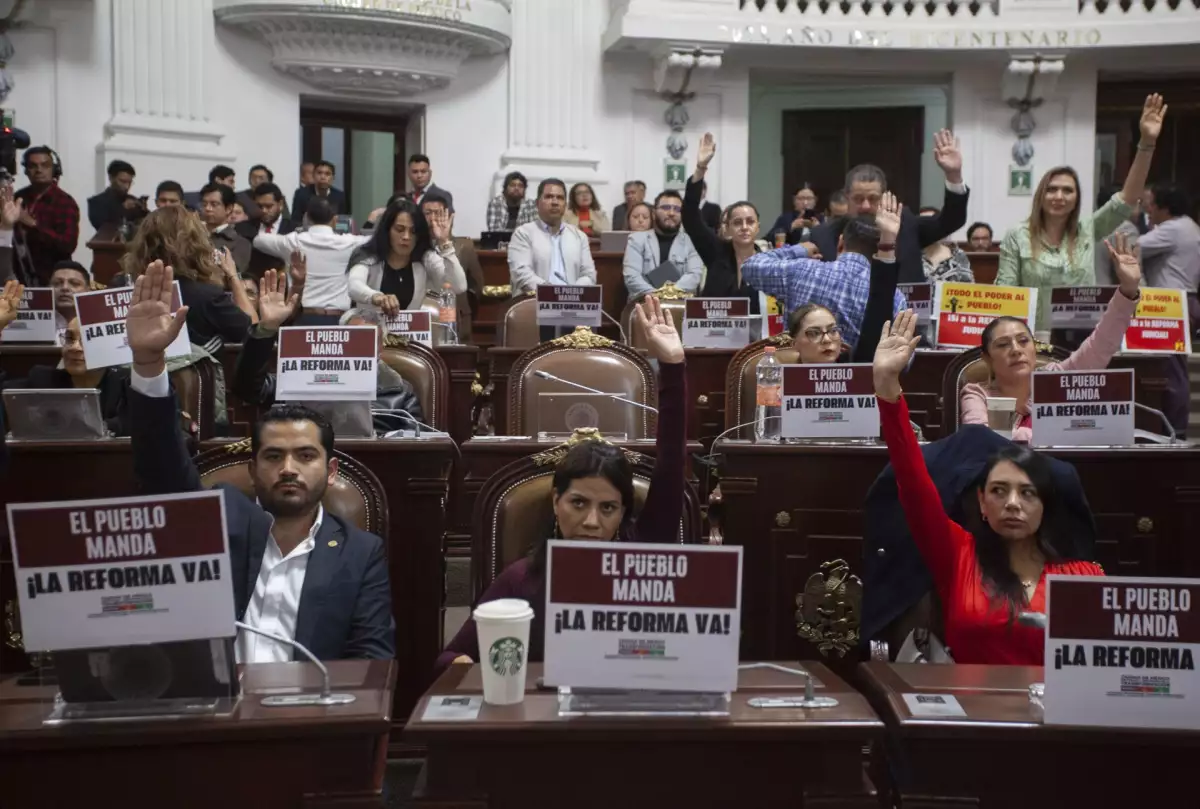 Votación Reforma Judicial Congreso-8
