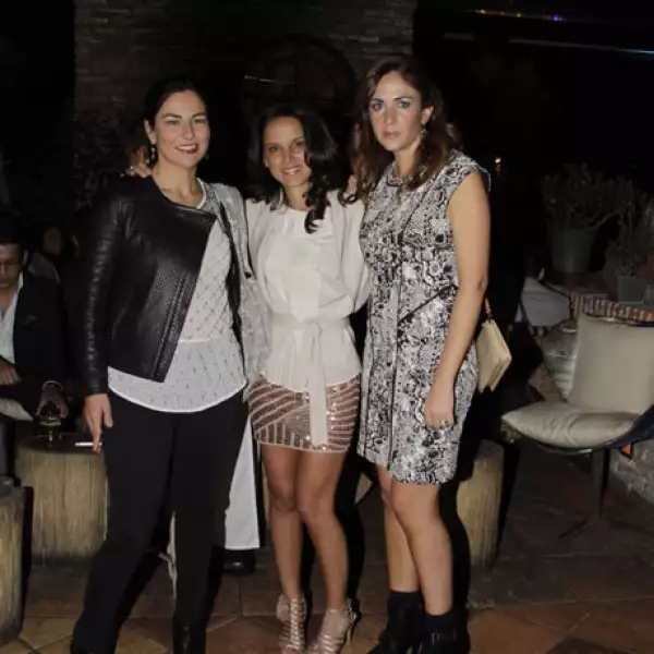 Victoria Mas,Lourdes Arce,Gina Castro