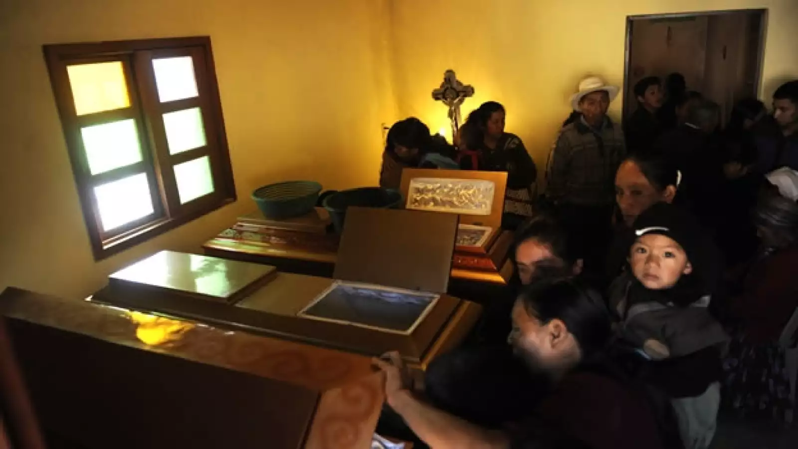 ataudes de victimas del sismo