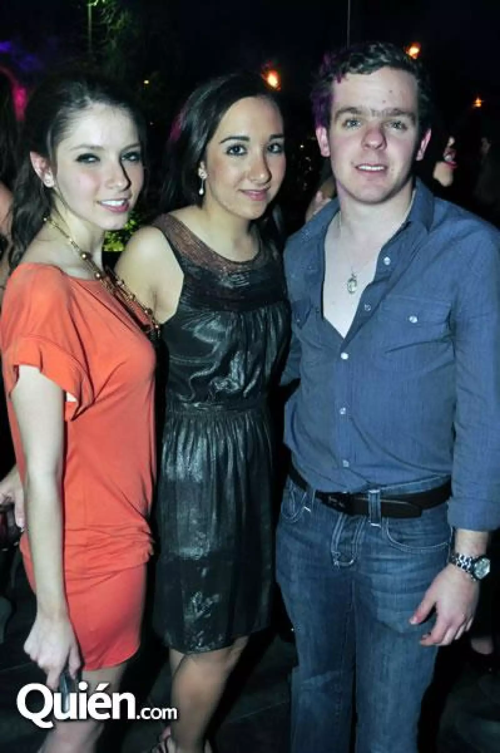 Alejandra Tattersfield,Ángela Cantú y Mauricio García