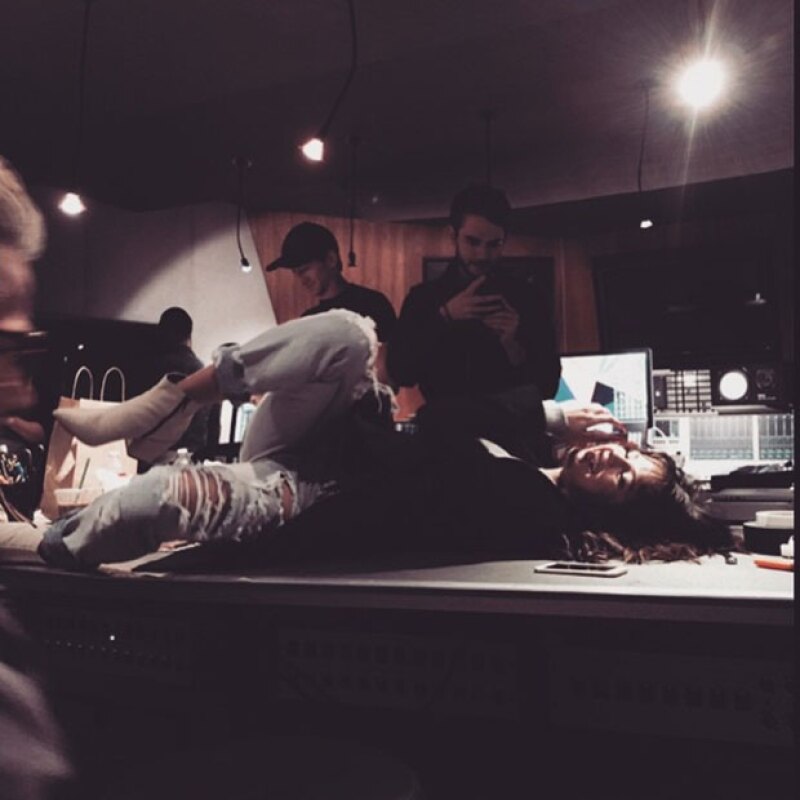 Tanto como Selena como Zedd no ocultan lo bien que se la pasan juntos.
