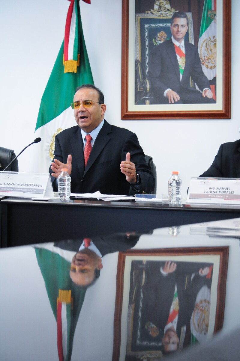 Estrena secretaría