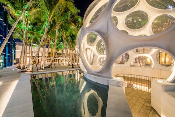 Buckminster Fuller Fly’s Eye Dome - Palm Court - photo by Ra-Haus (2)
