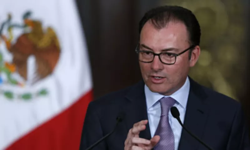 Videgaray asistió a la apertura de sesiones de la Bolsa londinense. (Foto: Reuters )