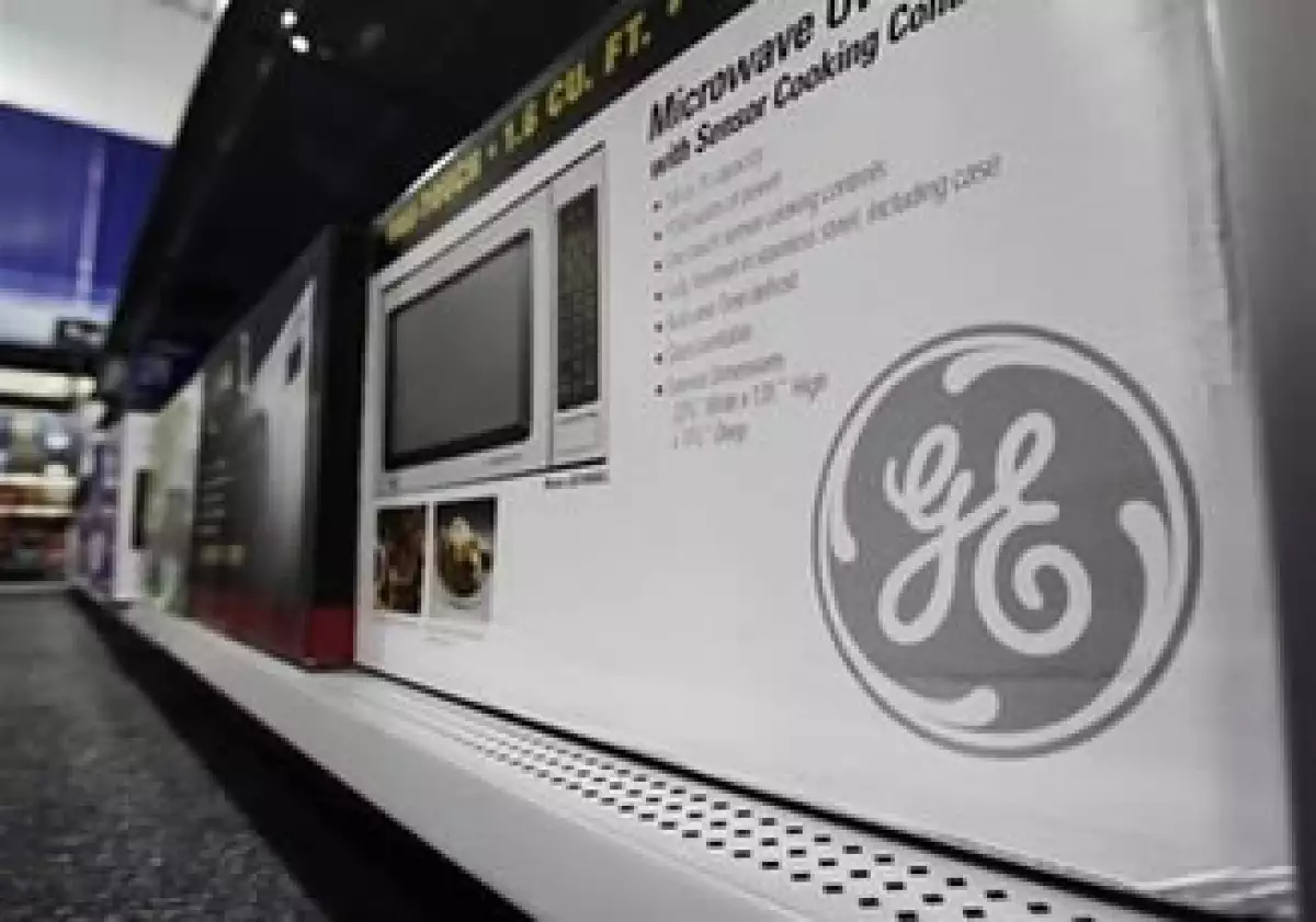 Recortes en costos favorecieron a General Electric. (Foto: AP)