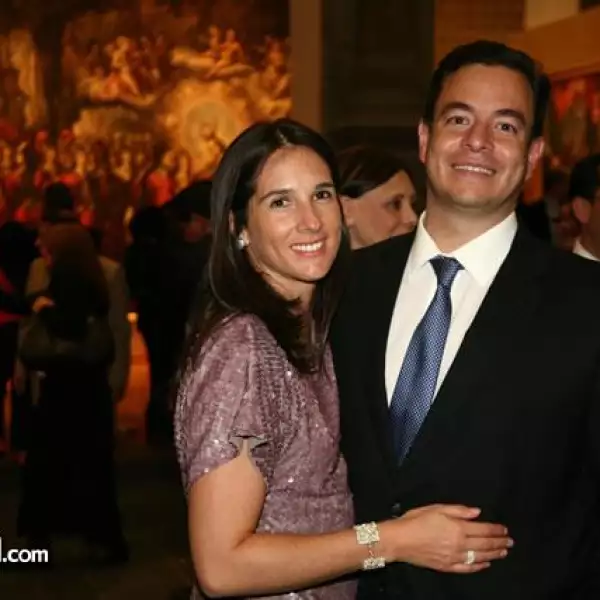 Fernanda Aguilar,Paulo Carreño