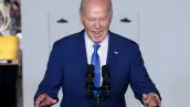 El presidente de los Estados Unidos, Joe Biden, hace comentarios como parte de su agenda Investing in America, durante una visita al Gateway Technical College en Sturtevant, Wisconsin, EE. UU., el 8 de mayo de 2024.