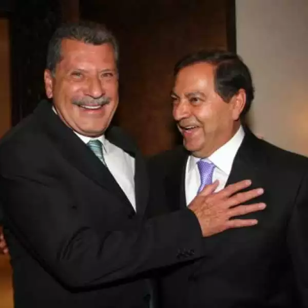 Premio Anáhuac a Laura Barrera Fortoul (Directora General DIF Edo. de México)