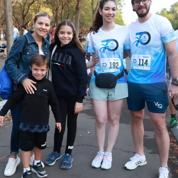 Rodri y Carolina Ayala , Maricarmen Ojeda , Jane Nemer y Zomar F