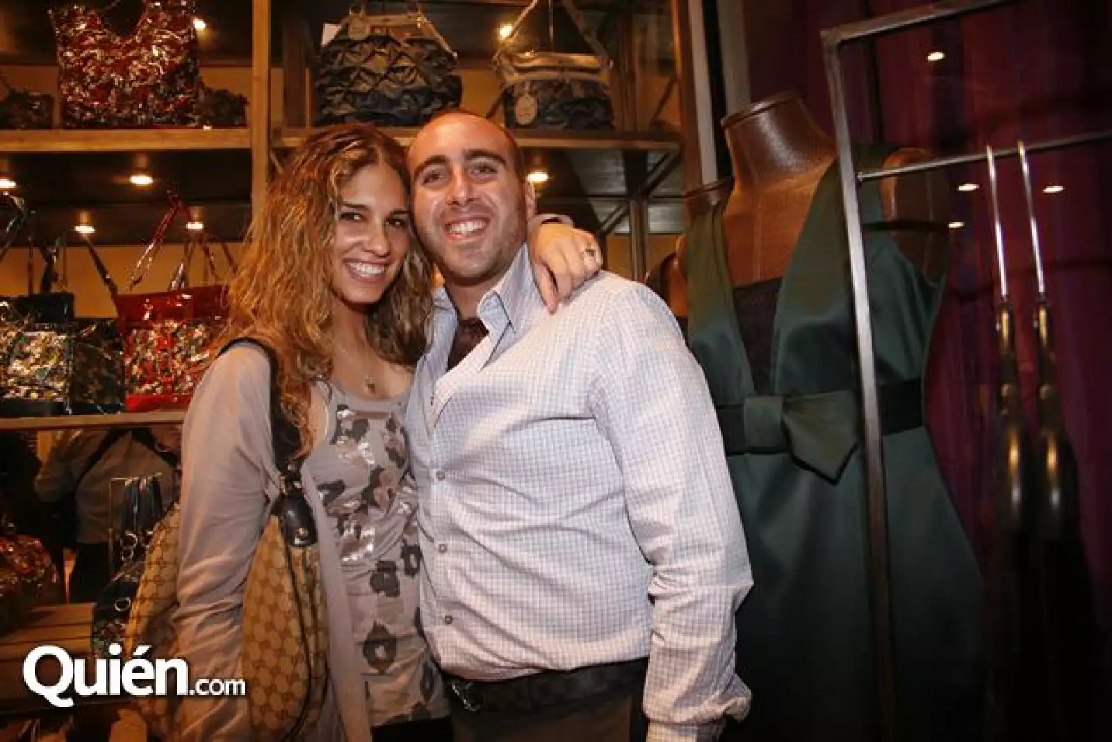 Giselle Dichi,Isaac Dichi