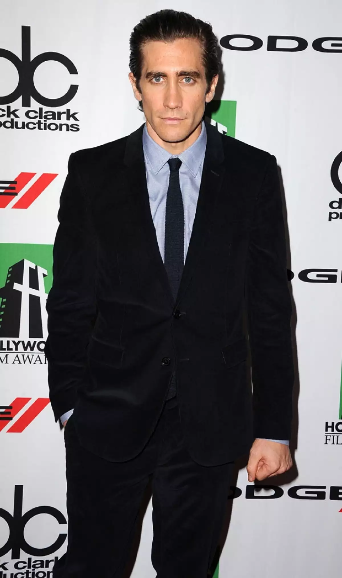 Jake de 32 años se encuentra trabajando en la película "Nightcrawler", razón por la que ha perdido varios kilos.