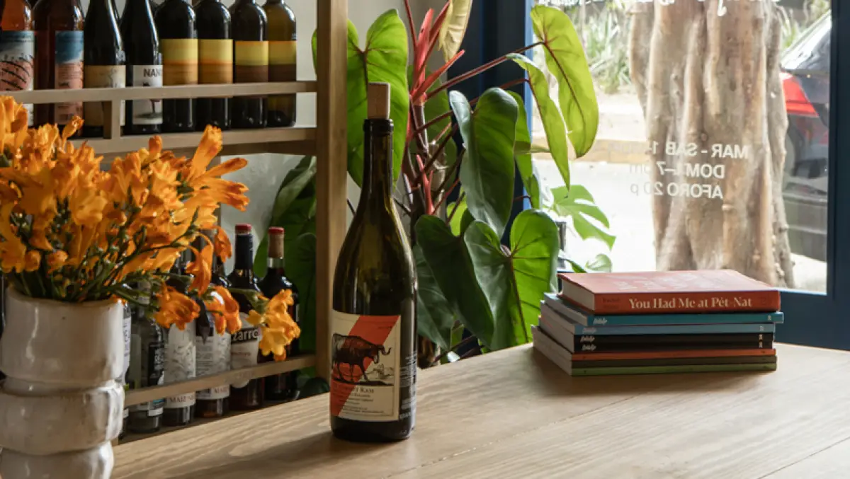 con-toda-naturalidad-vino