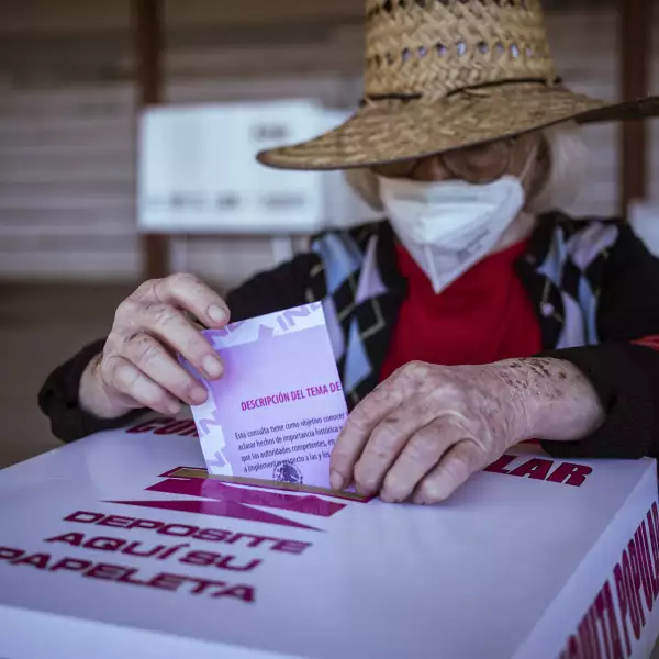 Mexicans Vote on Referendum to Put Five Former Presidents On Trial