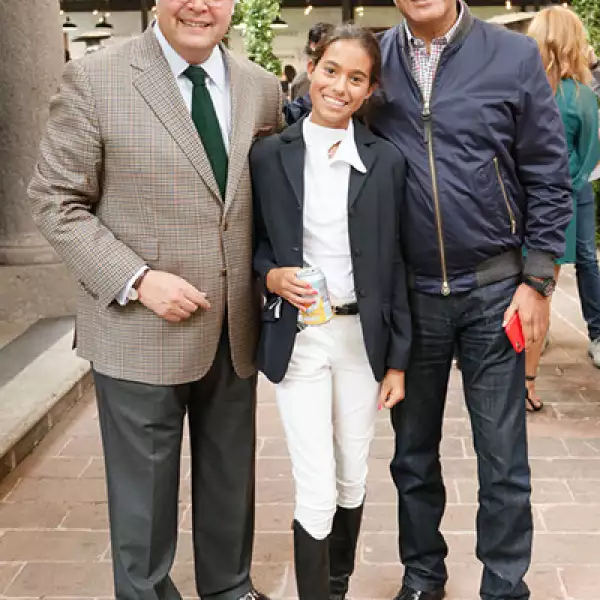 Martin Olavarrieta con José Ignacio y Mariana Rubio