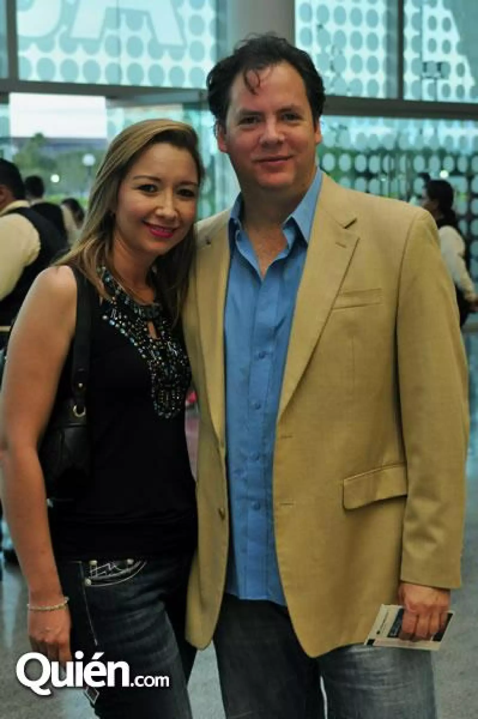 Gina Carrizalez de Montoya y Antonio Montoya