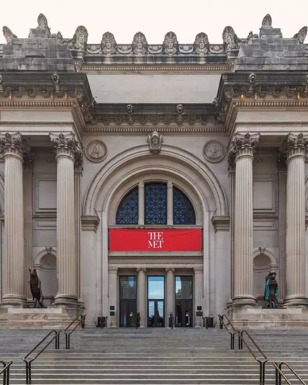 The met museum.jpg