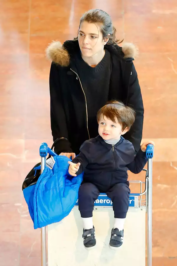 Carlota y su hijo encantan con su belleza.