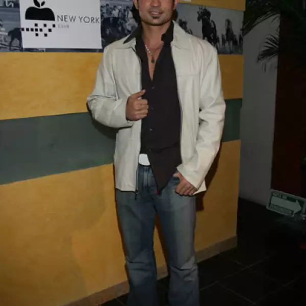 Inauguración New York Bar, Concierto Kalimba.