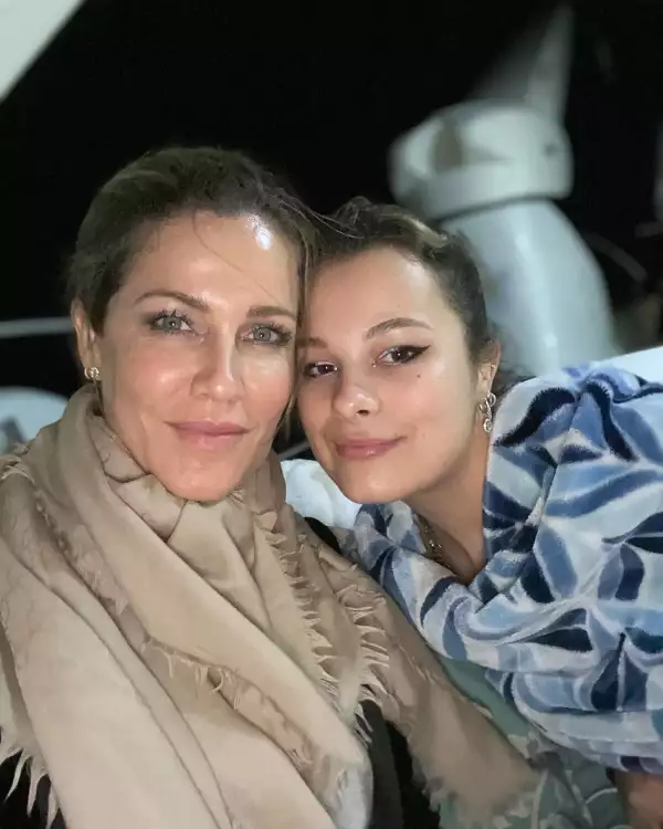 Jaydy Michel y Manuela Sanz