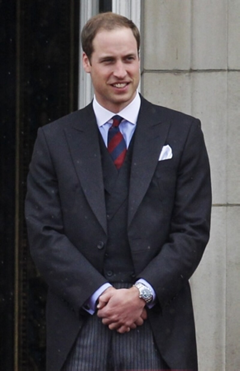 El heredero británico fue visto en un club privado de Mayfair junto a un amigo y algunos guardaespaldas.