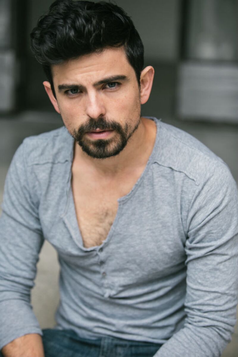 Jorge Luis representa a Chacortita en la serie.