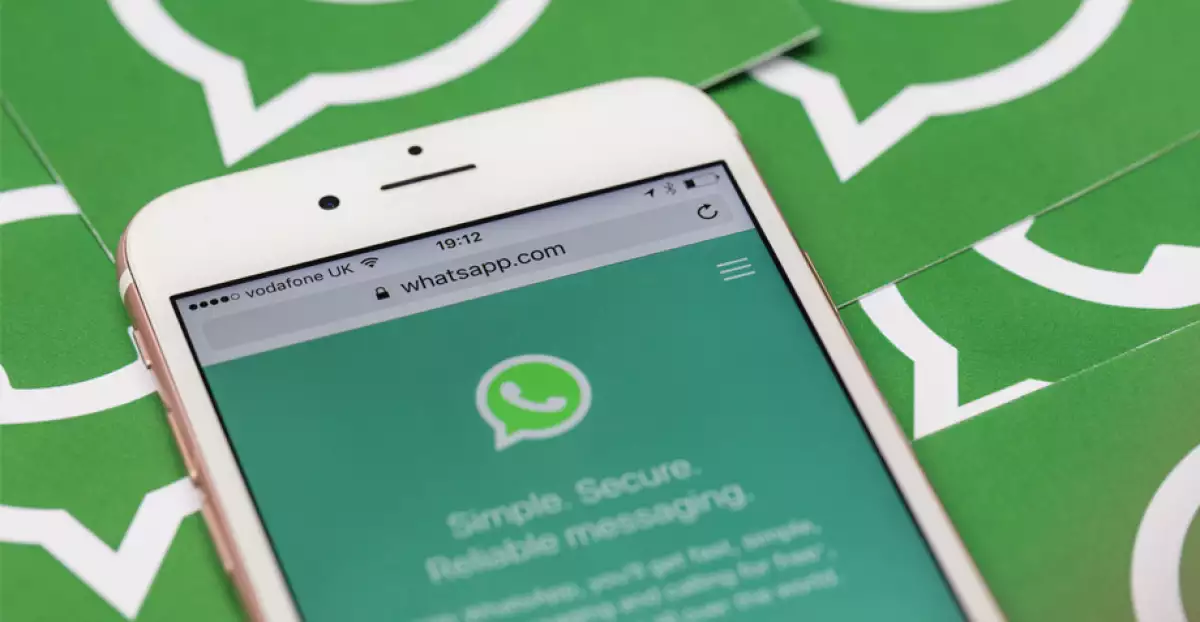 Whatsapp y Siri
