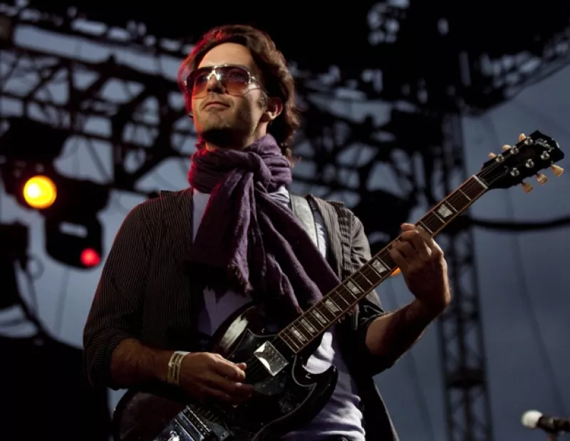 Leonardo aseguró que luego de su experiencia pasada, prefiere esperar antes de llegar al altar otra vez; debutará en el mundo de la moda.