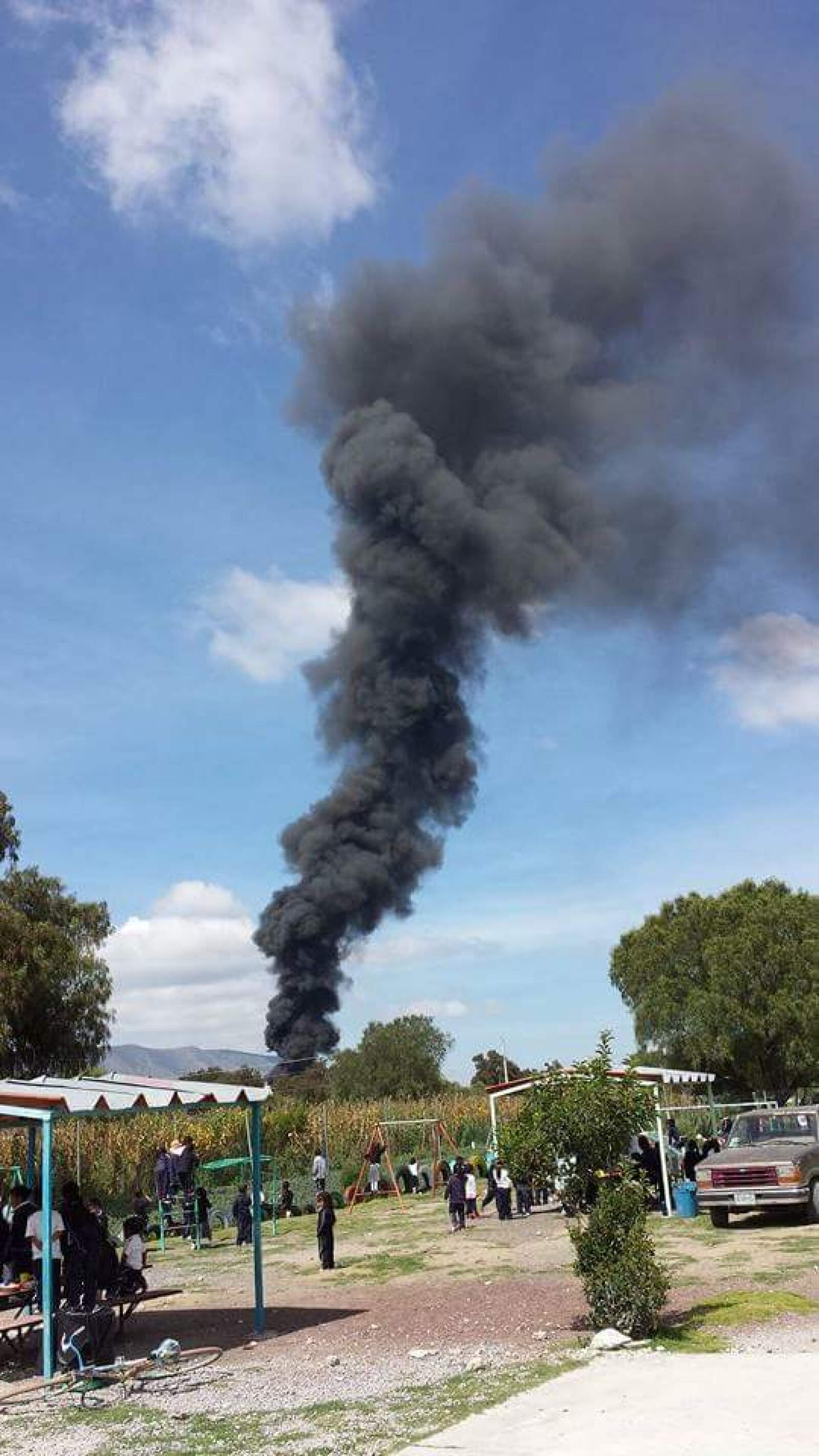 Explota ducto en Palmar de Bravo. Familias fueron desalojadas.