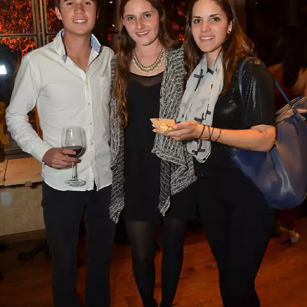 Pablo Osorio,Jimena Camacho y Mariana Carrillo.