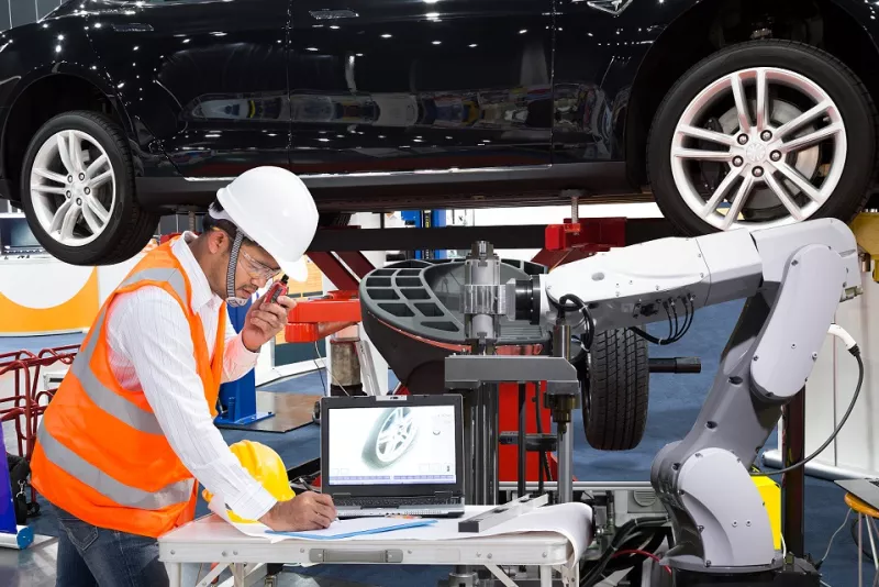 Las pequeñas y medianas empresas pueden aprovechar el T-MEC y el programa de Zonas Económicas para insertarse en la industria automotriz / Foto: iStock