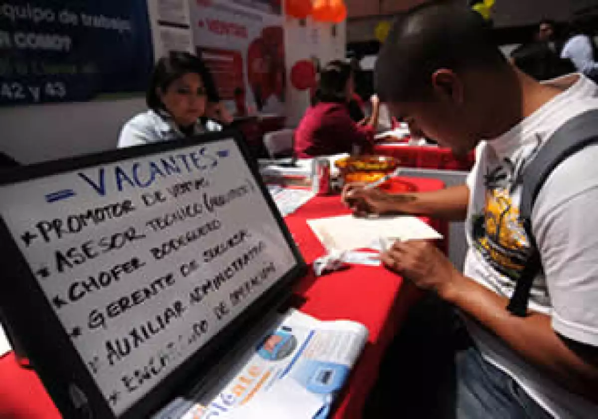 En el primer trimestre se incorporaron 832,000 nuevos asalariados y 27,000 empresas. (Foto: Notimex)