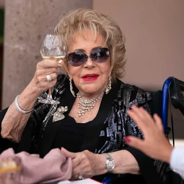 100322COMIDA31MUJERESQUIEN2022080.JPG