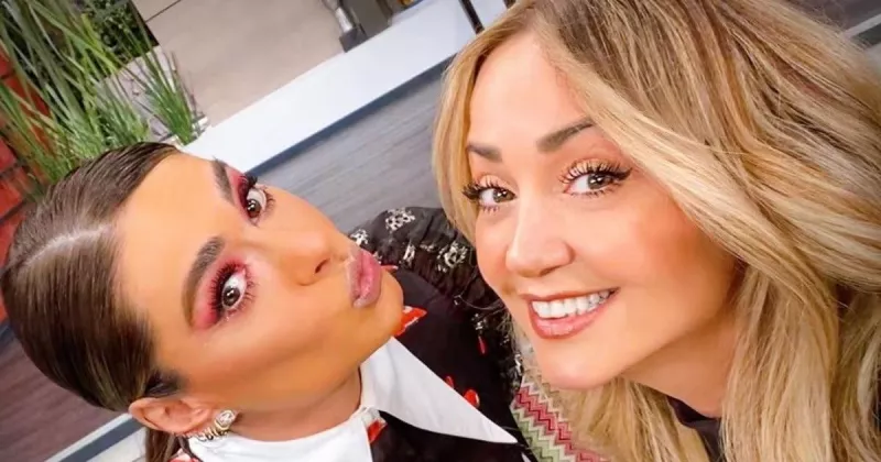 Galilea Montijo y Andrea Legarreta