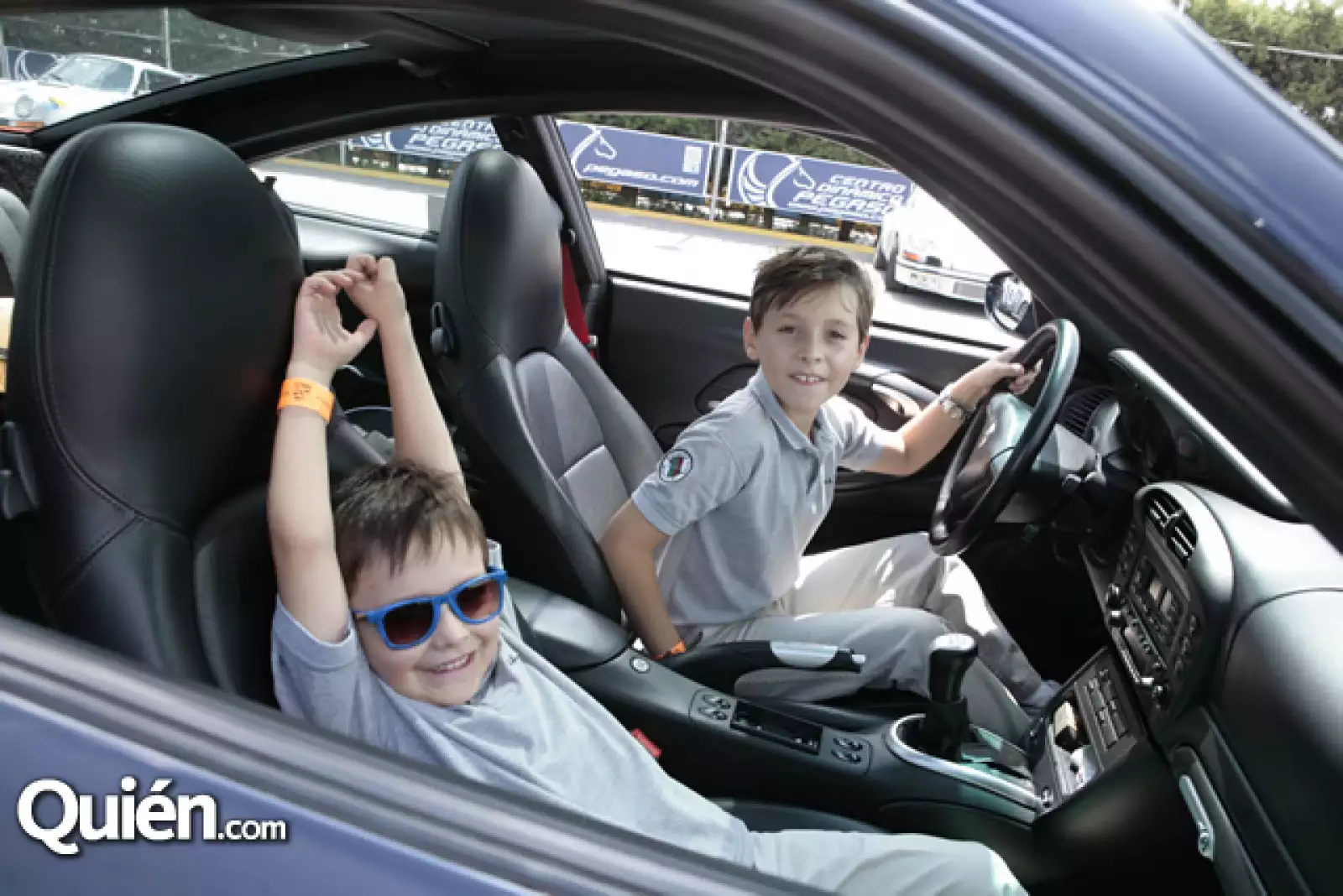 Arturo Terrones,Jorge Terrones