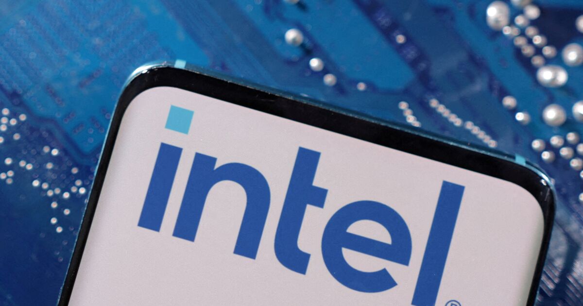 Intel ve Microsoft, özel yapay zeka çipleri oluşturmak için iş birliği yapıyor