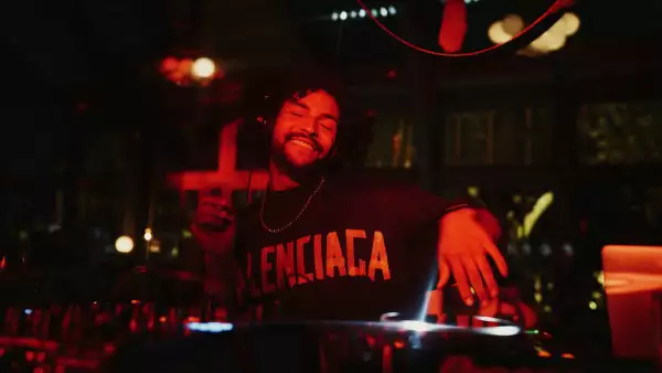 13.jpg - Leo Izturriaga.jpg