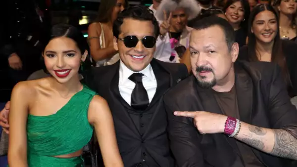 Ángela Aguilar, Christian Nodal y Pepe Aguilar