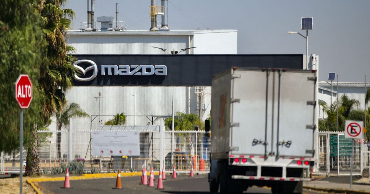 Meksika'da ABD için araç yapan bir Mazda fabrikası, tarifeler tarafından zaten dezavantajlı