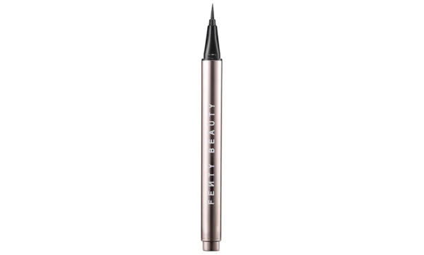 FENTY-TIKTOK-pecas-falsas-delineador-maquillaje-truco-base-spray fijador.jpg