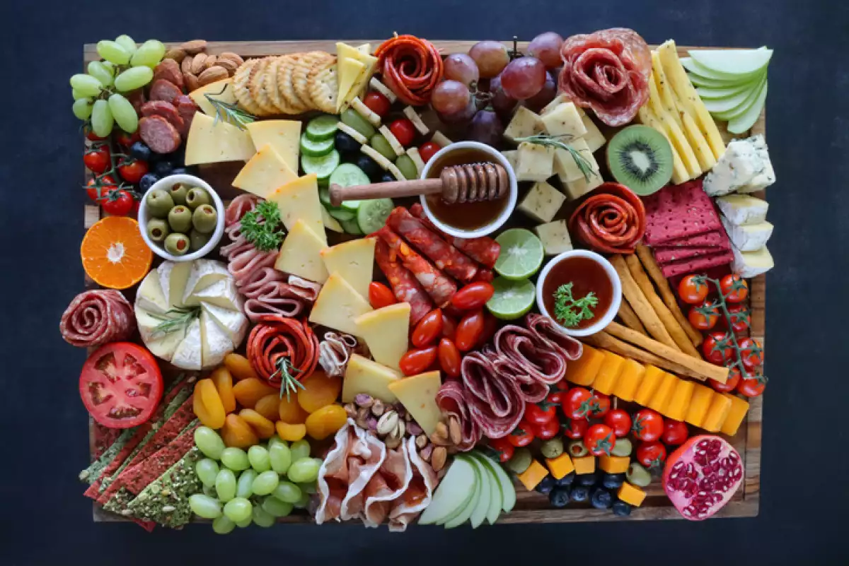 Charcuterie board