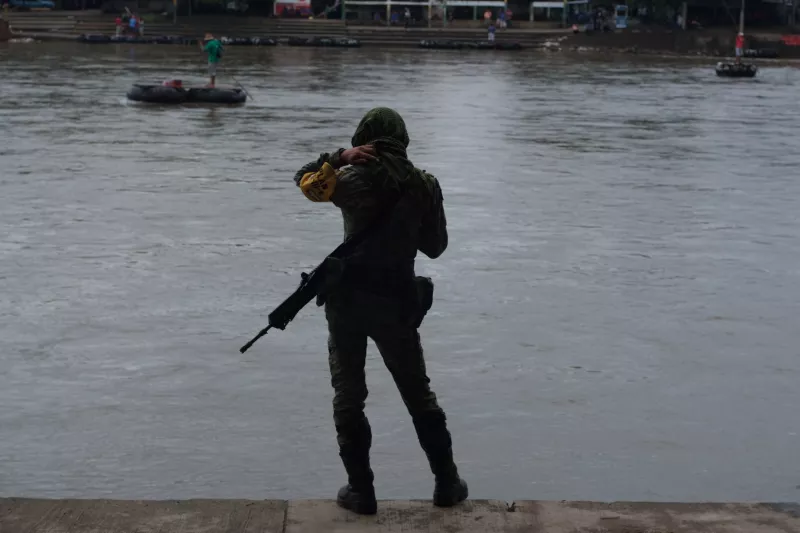 militares