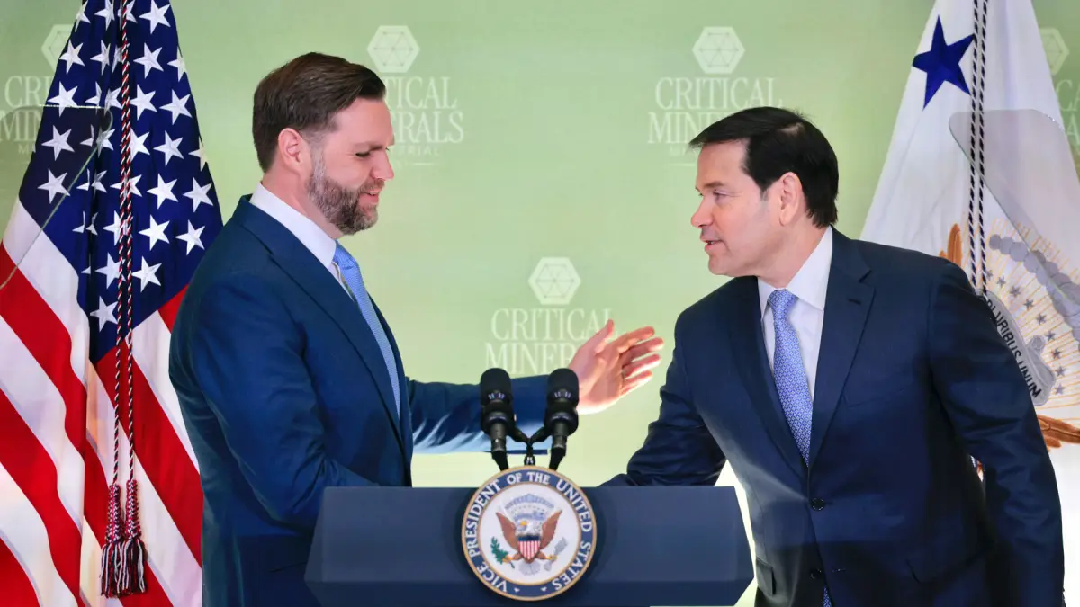 El vicepresidente de los Estados Unidos, JD Vance, y el Secretario de Estado de los Estados Unidos, Marco Rubio, asisten al primer Ministerial de Minerales Críticos en la Sala de Conferencias de Loy Henderson en el Harry S. del Departamento de Estado. Edificio Truman el 4 de febrero de 2026 en Washington, DC