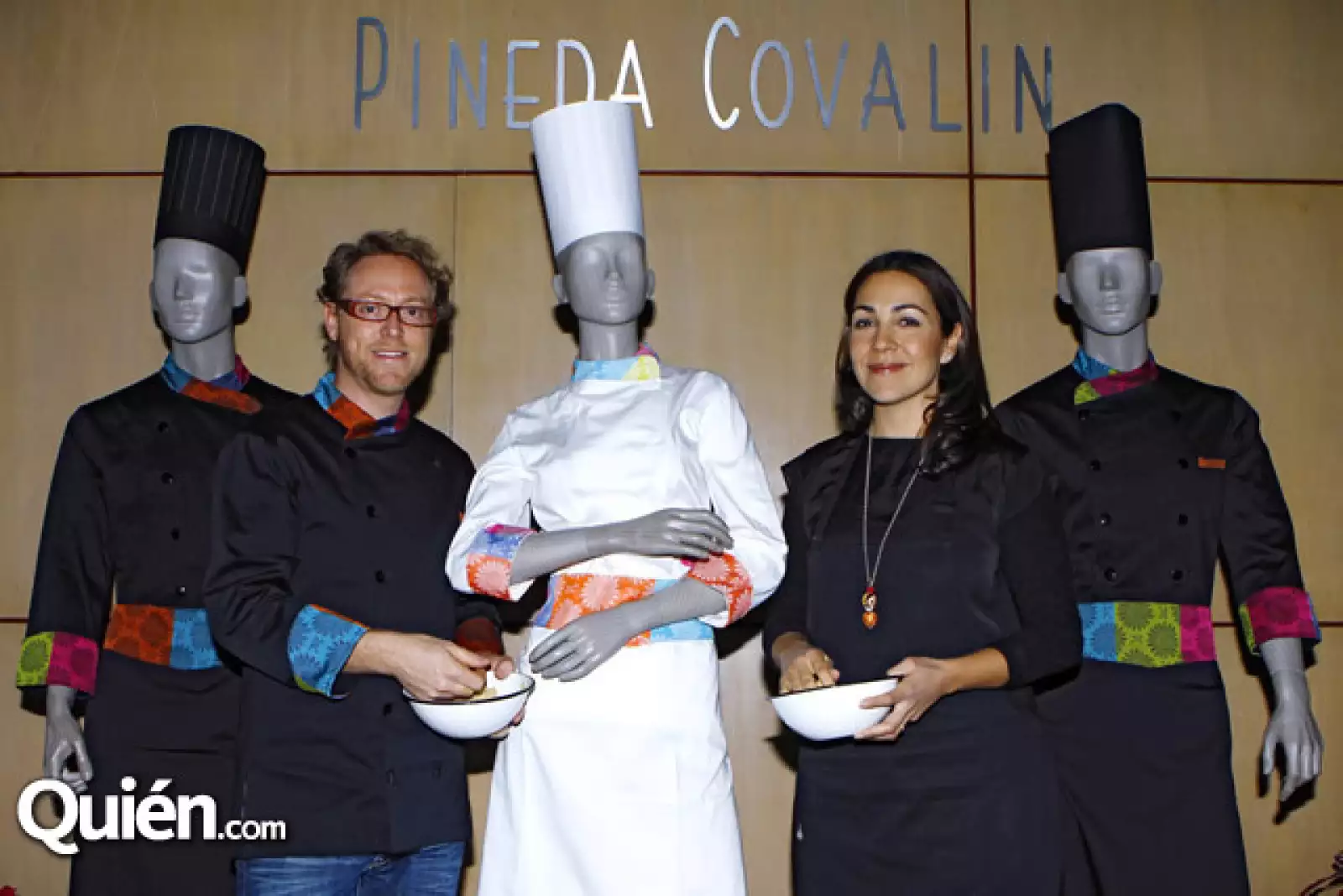 Ricardo Covalín,Cristina Pineda