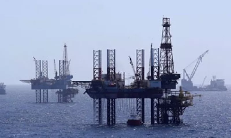 La empresa divulgará a más tardar cada 15 de noviembre el programa para realizar compras y adquisiciones del año siguiente. (Foto: Tomada de @Pemex)