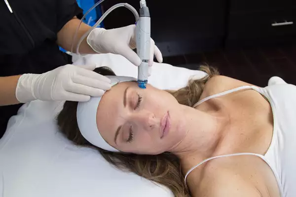 hydrafacial002.jpg